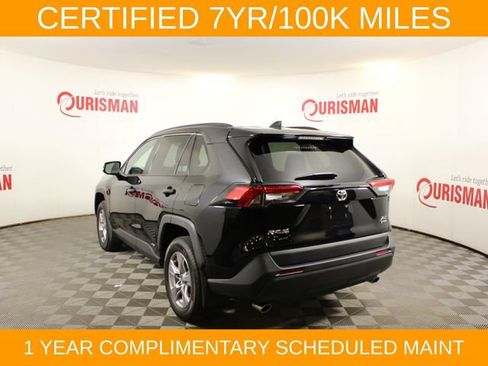 Used 2025 Toyota RAV4 XLE AWD/4WD image 5