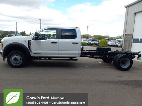 New 2026 Ford F550 4x4 Crew Cab image 6