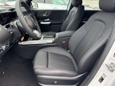 Used 2026 Mercedes-Benz GLB 250 image 9