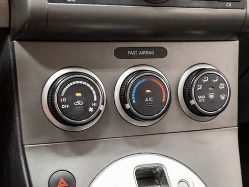 Used 2011 Nissan Sentra 2.0 S FWD image 14