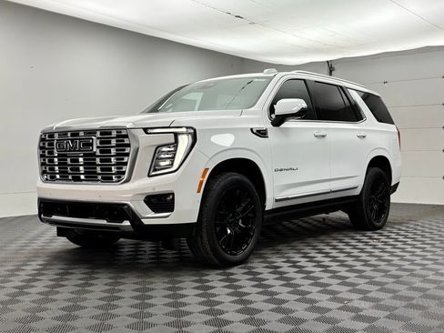 New 2026 GMC Yukon Denali w/ Sun & Power Step Package image 15