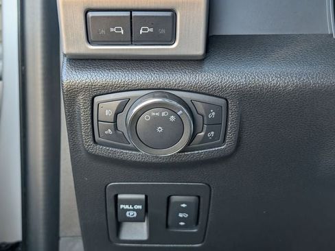 Used 2020 Ford F150 Platinum w/ Equipment Group 701A Luxury image 21