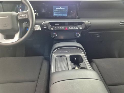 Used 2026 Hyundai Palisade SE FWD image 23