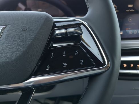 New 2026 Cadillac Lyriq Luxury image 33