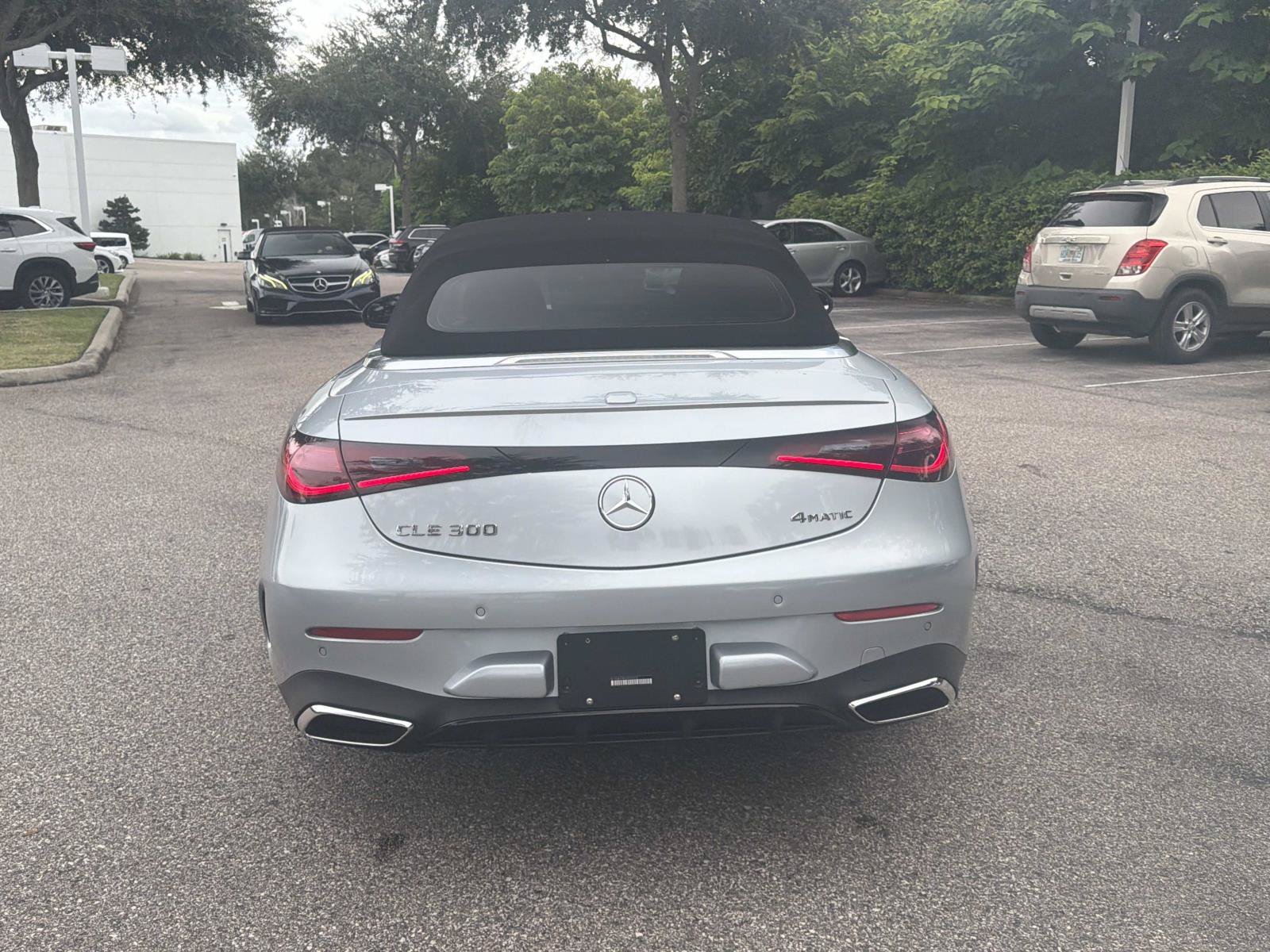 Certified 2025 Mercedes-Benz CLE 300 4MATIC Cabriolet image 4