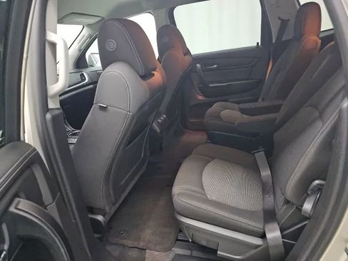 Used 2016 Chevrolet Traverse LT w/ Style and Technology Package AWD/4WD image 6