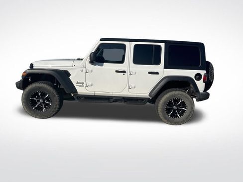Used 2018 Jeep Wrangler Unlimited Sport S image 35