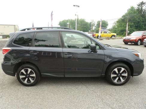 Used 2018 Subaru Forester 2.5i Premium w/ All-Weather Package AWD/4WD image 7