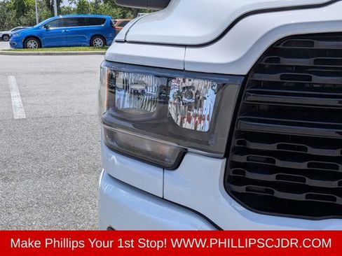 Used 2024 RAM 2500 Big Horn w/ Night Edition AWD/4WD image 9