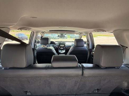 Used 2017 Honda CR-V Touring image 29