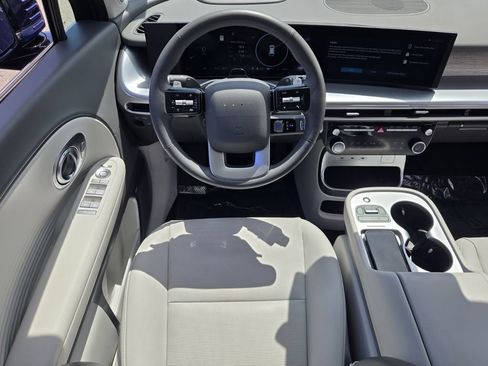 Certified 2026 Hyundai Ioniq 9 Limited AWD/4WD image 13