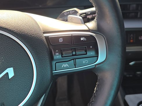 Certified 2023 Kia Sportage EX AWD/4WD image 30