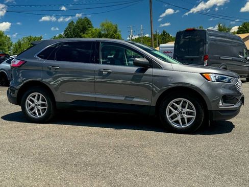 Used 2023 Ford Edge SEL w/ Convenience Package AWD/4WD image 2