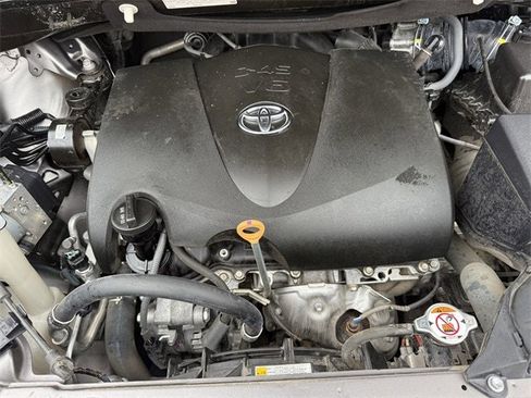 Used 2019 Toyota Sienna LE image 31