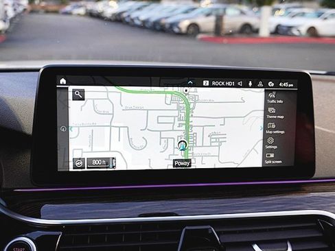 Used 2023 BMW 530e w/ M Sport Package image 27