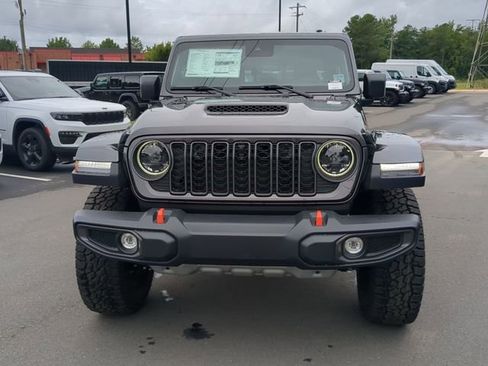 New 2025 Jeep Gladiator Mojave w/ Convenience Group image 22