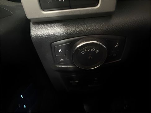 Used 2018 Ford F150 Lariat w/ Equipment Group 501A Mid image 39