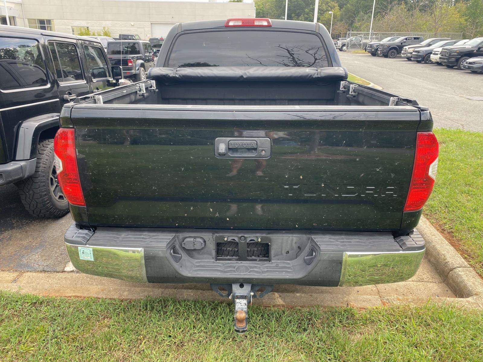 Used 2018 Toyota Tundra SR5 w/ TRD Off Road Package AWD/4WD image 8