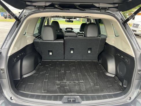 Used 2023 Subaru Forester Touring AWD/4WD image 18