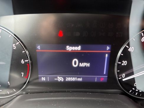 Used 2023 Buick Envision Preferred image 18