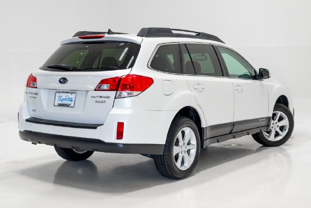 Used 2014 Subaru Outback 2.5i Premium AWD/4WD image 31