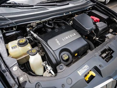 Used 2013 Lincoln MKX AWD image 59