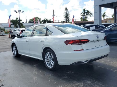 Used 2020 Volkswagen Passat 2.0T SE image 8