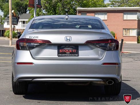 Used 2025 Honda Civic Sport image 13