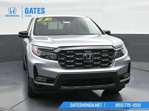 Used 2025 Honda Ridgeline TrailSport image 5