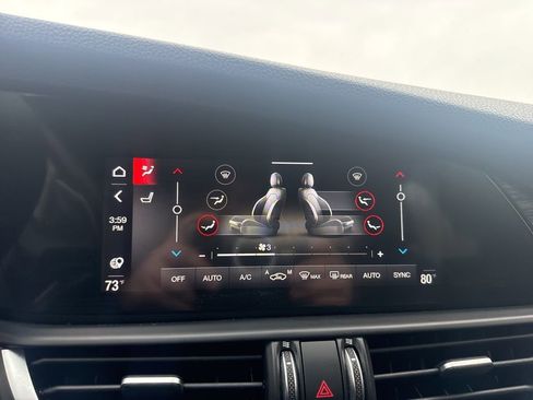 Used 2022 Alfa Romeo Giulia Sprint image 27