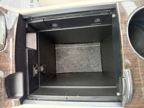 Used 2014 Toyota Venza Limited image 30