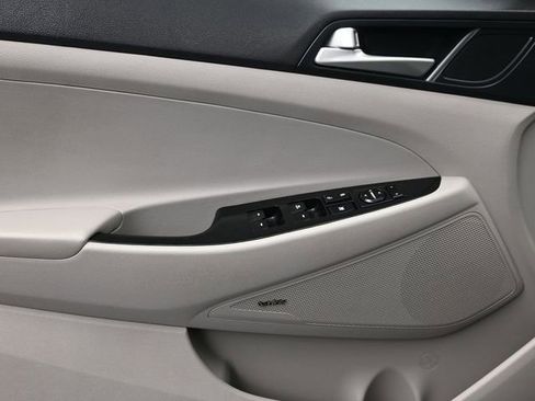 Used 2021 Hyundai Tucson Sport image 13