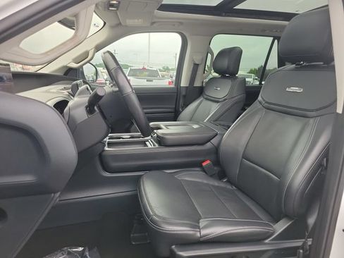 Certified 2025 Ford Expedition Max Platinum AWD/4WD image 22