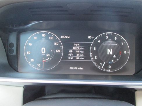 Used 2017 Land Rover Range Rover Supercharged AWD/4WD image 4