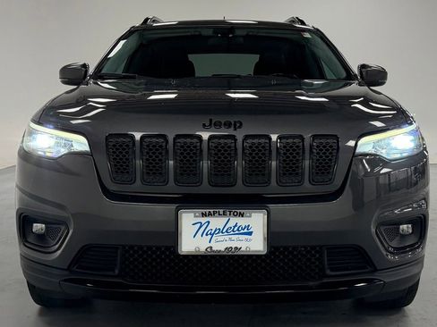 Used 2020 Jeep Cherokee Latitude Plus AWD/4WD image 7