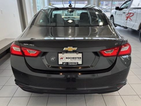 Used 2017 Chevrolet Malibu LT w/ Driver Confidence Package image 34