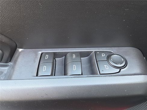 Used 2023 Chevrolet Colorado LT w/ LT Convenience Package image 13