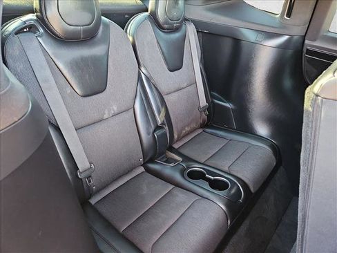 Used 2018 Tesla Model X 75D image 21