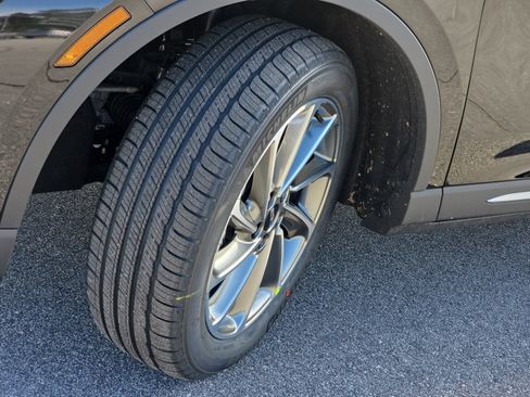 New 2026 Lincoln Corsair Premiere image 32