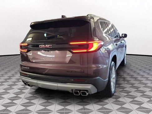 Used 2024 GMC Acadia Elevation w/ Luxury Package image 6