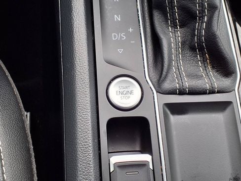 Used 2022 Volkswagen Atlas SE FWD image 15