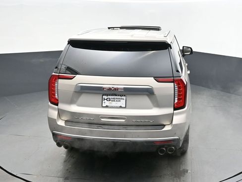 Used 2021 GMC Yukon Denali w/ LPO, Illumination Package image 32