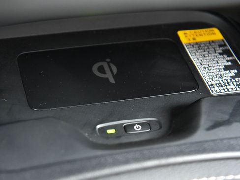 Used 2024 Toyota Corolla SE w/ SE Package image 26