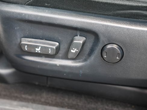 Used 2019 Toyota 4Runner SR5 RWD image 10