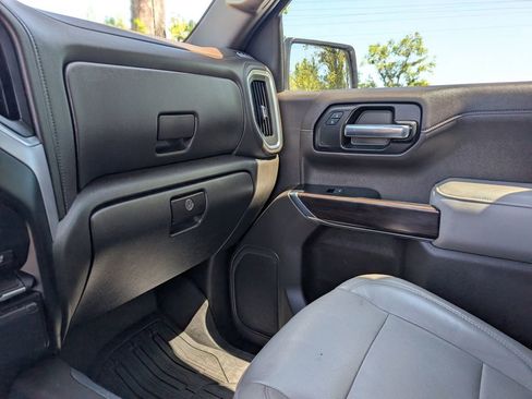 Used 2020 GMC Sierra 1500 SLT image 28