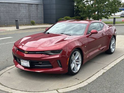 Used 2016 Chevrolet Camaro LT RWD image 1