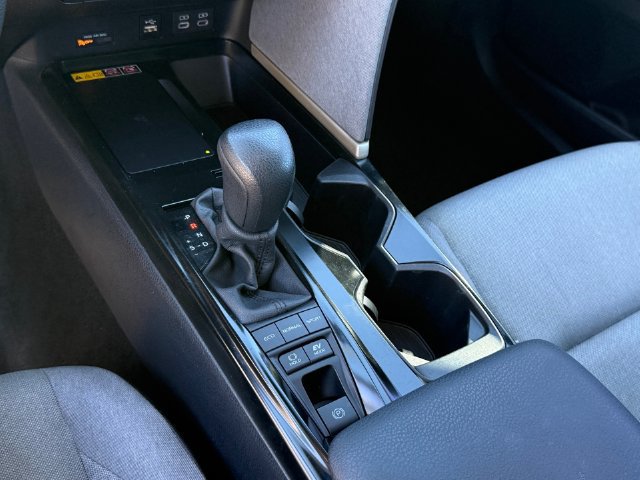 Used 2025 Toyota Camry LE FWD image 18