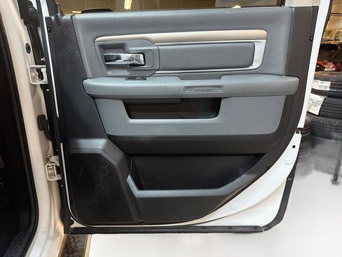 Used 2017 RAM 1500 Big Horn image 30