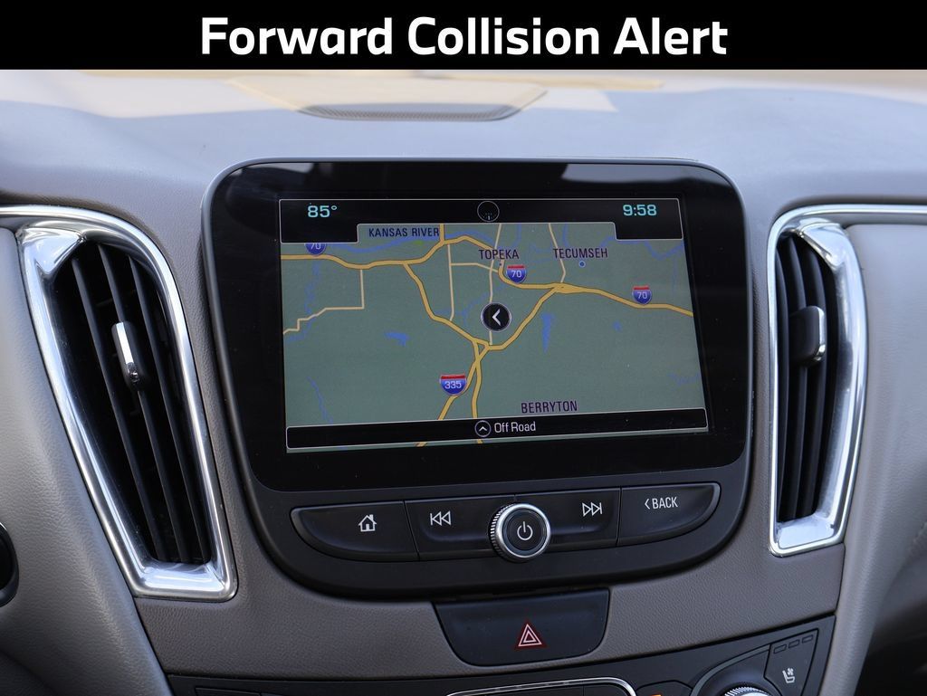Used 2016 Chevrolet Malibu Premier w/ Driver Confidence Package II FWD image 22