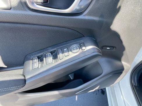 Used 2025 Honda Civic Sport image 13